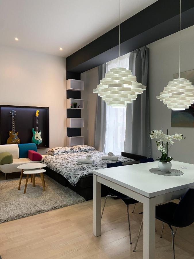 Apartment Nina's - Self Check-in Osijek